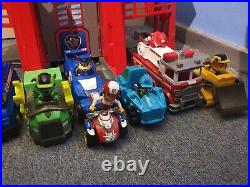 Paw Patrol Movie Ultimate City Transforming Lookout Tower + Vehicles + Figures