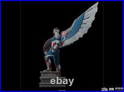 The Falcon & the Winter Soldier Captain America (Sam) 1/4 Scale Legacy Statue