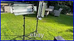 Video lighting kit fluorescent with rolling case, stands & spare tubes